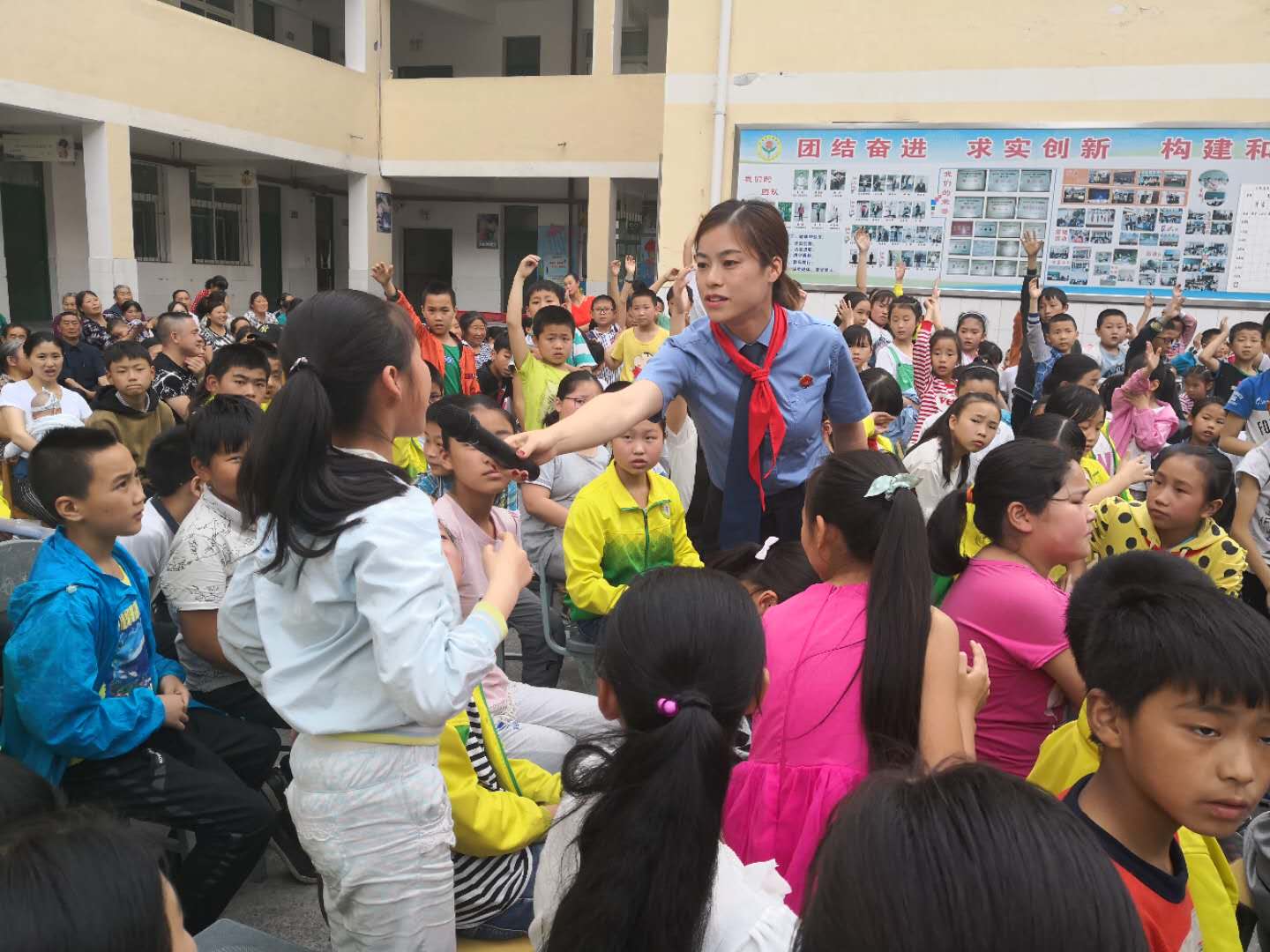 法制进校园活动 (11).jpg