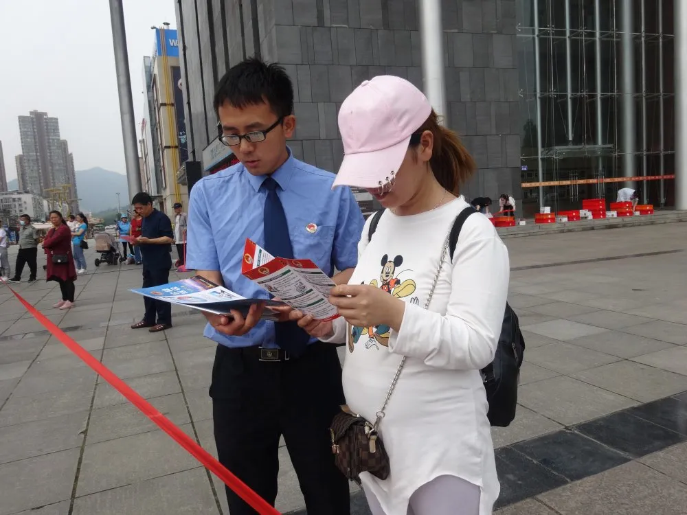 【队伍教育整顿】利州区检察院扎实开展 “我为群众办实事”系列法治宣传活动