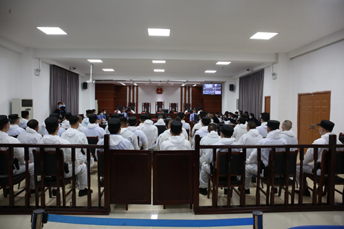 宣判现场_副本.png